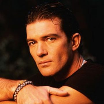 Antonio Banderas îl va interpreta pe Fidel Castro pe marele ecran Antonio Banderas îl va interpreta pe Fidel Castro pe marele ecran