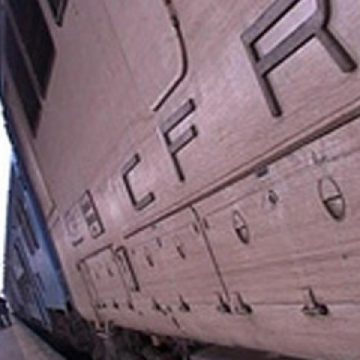 Un nou tun pregătit de Ministerul Transporturilor şi conducerea companiilor feroviare din România. Un nou tun pregătit de Ministerul Transporturilor şi conducerea companiilor feroviare din România.