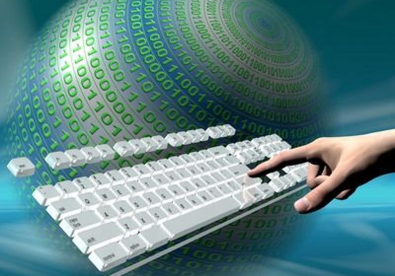 Aproape 2.450 de şcoli vor fi conectate la Internet prin fonduri UE de 135,4 milioane lei Aproape 2.450 de şcoli vor fi conectate la Internet prin fonduri UE de 135,4 milioane lei