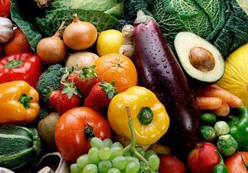 Ai de gând să urmezi o cură de detoxifiere după sărbători? Ce cred specialiştii despre populara detoxifiere din ianuarie