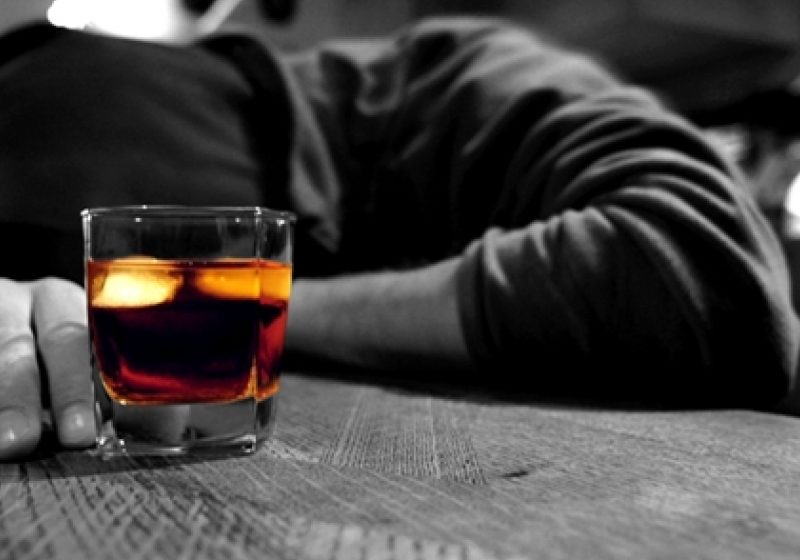 Doi prieteni de pahar, s-au luat harţă la Poienile de sub Munte
