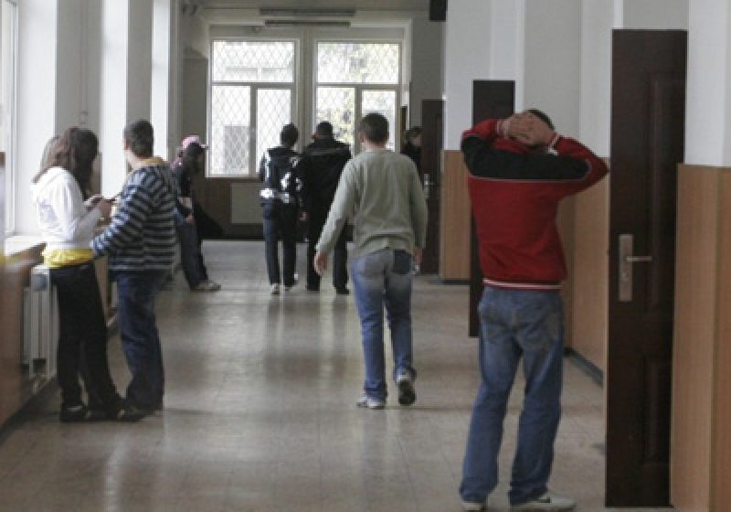 SIGHET Scandal într-un liceu din Sighet