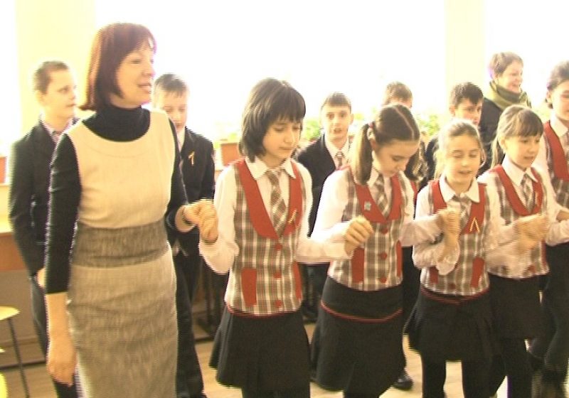 Sighet: Unirea Principatelor marcată de copiii clasei a IV-a a liceului "Regele Ferdinand"