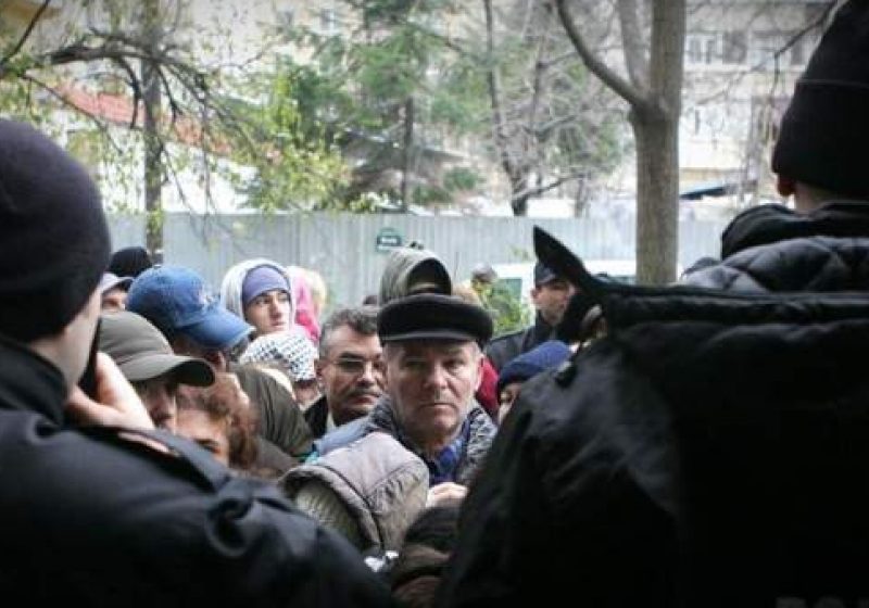 Îmbulzelă la tigăi şi aspiratoare Îmbulzelă la tigăi şi aspiratoare