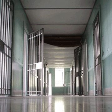Mandat de executare a pedepsei cu închisoarea pentru săvârşirea infracţiunii de contrabandă