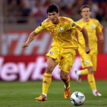 SIGHET: Meci amical între FC Universitar Baia Mare şi  Olimpia Satu Mare la Sighet