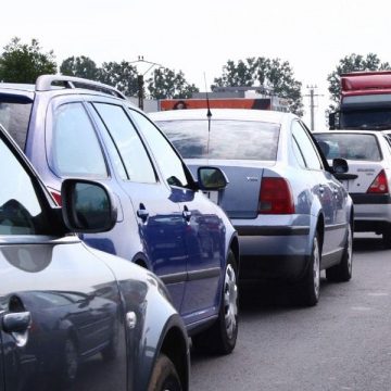 Noua Lege privind taxa auto, în vigoare de sâmbătă; aplicarea ei efectivă, după aprobarea normelor în Guvern Noua Lege privind taxa auto, în vigoare de sâmbătă; aplicarea ei efectivă, după aprobarea normelor în Guvern