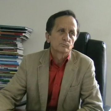 Sighet: Elevii sigheteni chiulesc de la cursuri în masă. În primul semestru s-au înregistrat 18.065 de absenţe nemotivate Sighet: Elevii sigheteni chiulesc de la cursuri în masă. În primul semestru s-au înregistrat 18.065 de absenţe nemotivate