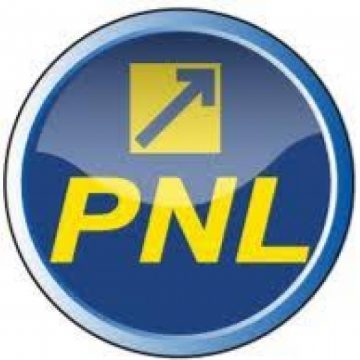„În perioada interbelică un lider şi-ar fi sacrificat viaţa pentru partidul şi doctrina lui. Astăzi, un lider decât să-şi sacrifice o unghie pentru partid, mai bine se mută în altul” – „În perioada interbelică un lider şi-ar fi sacrificat viaţa pentru partidul şi doctrina lui. Astăzi, un lider decât să-şi sacrifice o unghie pentru partid, mai bine se mută în altul” –