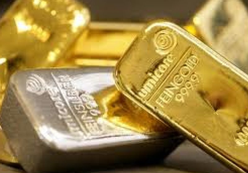 Preţul aurului scade cu 1%, tras în jos de euro Preţul aurului scade cu 1%, tras în jos de euro