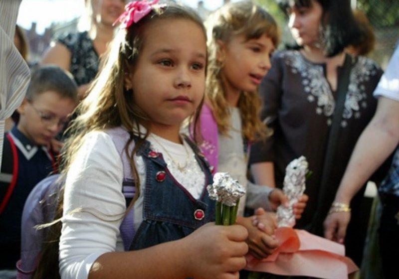 Sighetu Marmaţiei: Prima zi de şcoală, cea mai rece