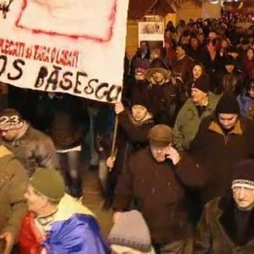 Primăria Capitalei a aprobat mitingul USL pentru joi, de la ora 16.00, cu marş de la Arcul de Triumf Primăria Capitalei a aprobat mitingul USL pentru joi, de la ora 16.00, cu marş de la Arcul de Triumf