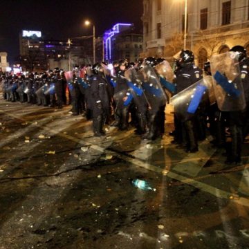 Presa internaţională: Protestele din România nu dau nici un semn că s-ar încheia