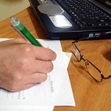 Românii îşi pot face firmă în maxim trei zile începând cu săptămâna viitoare