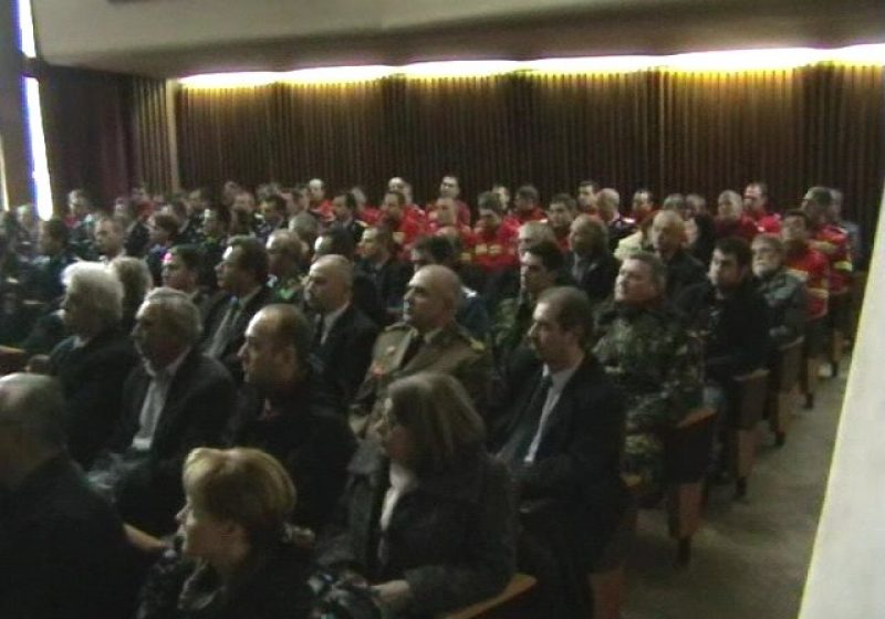 Baia Mare: Autorităţile judeţului au solicitat lucrătorilor I.S.U. mai multă implicare în prevenirea situaţiilor de urgenţă