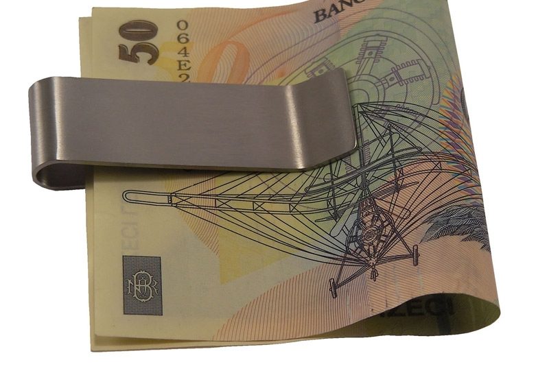 SIGHET: Sighetenii restanţieri care beneficiaza de prestatii sociale sunt chemaţi să-şi plătească dările către stat