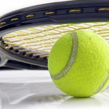 Jucătoare de tenis Iulia Dună din Sighetu-Marmaţiei este clasată numărul unu în clasamentul oficial al Federaţiei Române de Tenis. Jucătoare de tenis Iulia Dună din Sighetu-Marmaţiei este clasată numărul unu în clasamentul oficial al Federaţiei Române de Tenis.