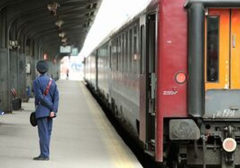 Ministerul Muncii: Pensionarii vor primi tichetele de călătorie în februarie