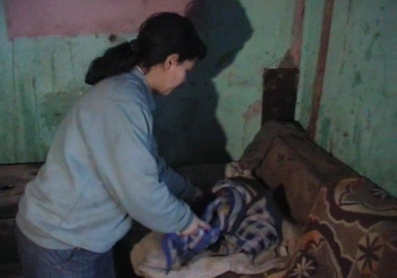 Baia Mare: Viaţa unui bebeluş de trei luni a fost curmată de un bolnav psihic