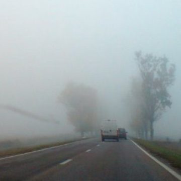 Atenţie şoferi! Vizibilitate redusă de ceaţă în Pasul Prislop Atenţie şoferi! Vizibilitate redusă de ceaţă în Pasul Prislop