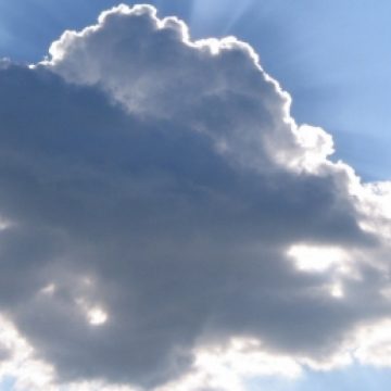 Vremea se menţine caldă în următoarele 24 de ore, cu temperaturi maxime de 13 grade Celsius Vremea se menţine caldă în următoarele 24 de ore, cu temperaturi maxime de 13 grade Celsius