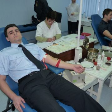 Baia Mare: Pompierii maramureşeni donează sânge Baia Mare: Pompierii maramureşeni donează sânge