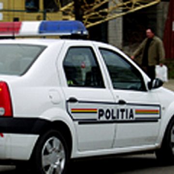 A refuzat sa se legitimeze, jandarmii l-au sancţionat A refuzat sa se legitimeze, jandarmii l-au sancţionat