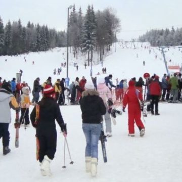 Accident pe pârtia de schi din Cavnic Accident pe pârtia de schi din Cavnic