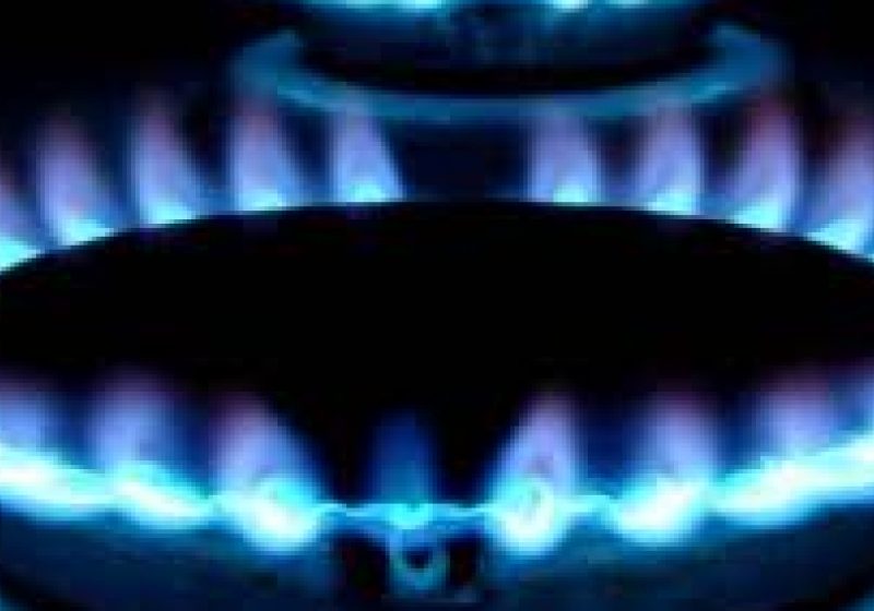 Facturile la gaze şi energie ar putea creşte pentru aproape 90% din populaţie. Cum vor fi sprijiniţi "consumatorii vulnerabili" Facturile la gaze şi energie ar putea creşte pentru aproape 90% din populaţie. Cum vor fi sprijiniţi "consumatorii vulnerabili"