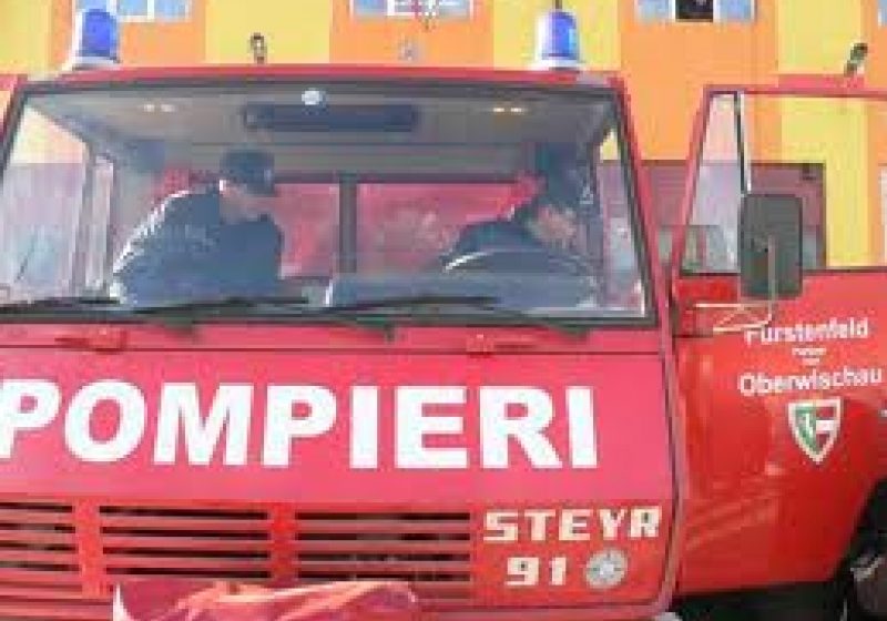 Baia Mare: Cu autospecială în propria "ogradă", Serviciul Voluntar pentru Situaţii de Urgenţă Şişeşti funcţionează doar teoretic Baia Mare: Cu autospecială în propria "ogradă", Serviciul Voluntar pentru Situaţii de Urgenţă Şişeşti funcţionează doar teoretic