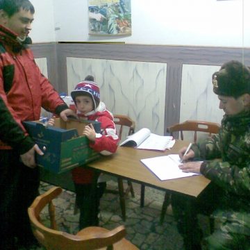 Baia Mare: Băimărenii au donat peste o tonă de alimente la unitatea militară din municipiu Baia Mare: Băimărenii au donat peste o tonă de alimente la unitatea militară din municipiu