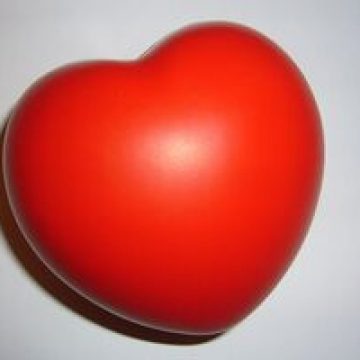 România ocupă locul trei în lume în ce priveşte mortalitatea cauzată de boli cardiovasculare România ocupă locul trei în lume în ce priveşte mortalitatea cauzată de boli cardiovasculare