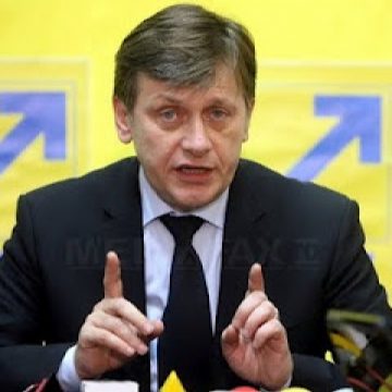 Crin Antonescu: USL nu merge la consultările de la Cotroceni Crin Antonescu: USL nu merge la consultările de la Cotroceni
