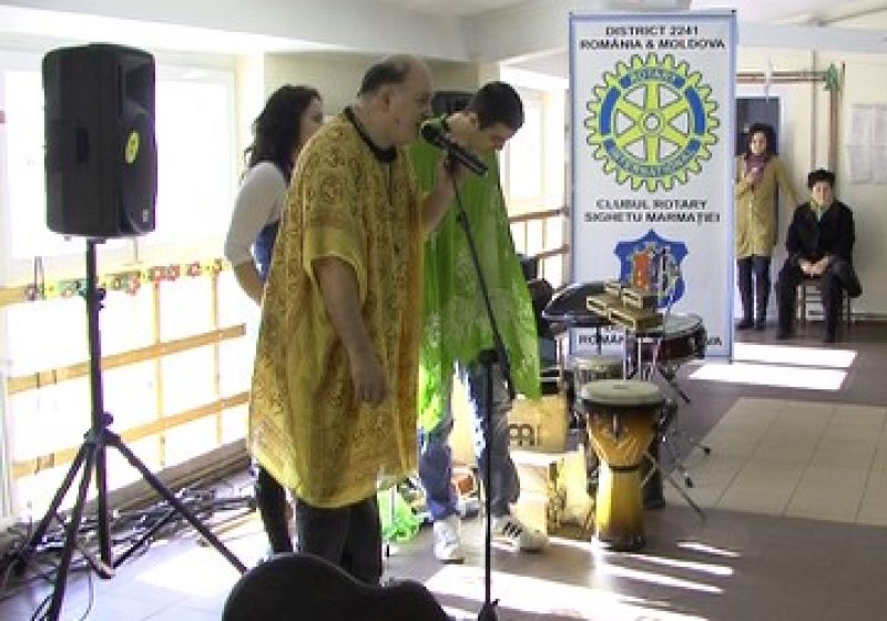 SIGHET: SPECTACOL MUZICAL-EDUCATIV CU CSEREY CSABA