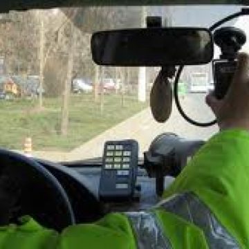 Detectarea radarelor va fi interzisă şi va fi posibil şofatul fără carnet. Care sunt modificările din Strategia naţională pentru siguranţă rutieră