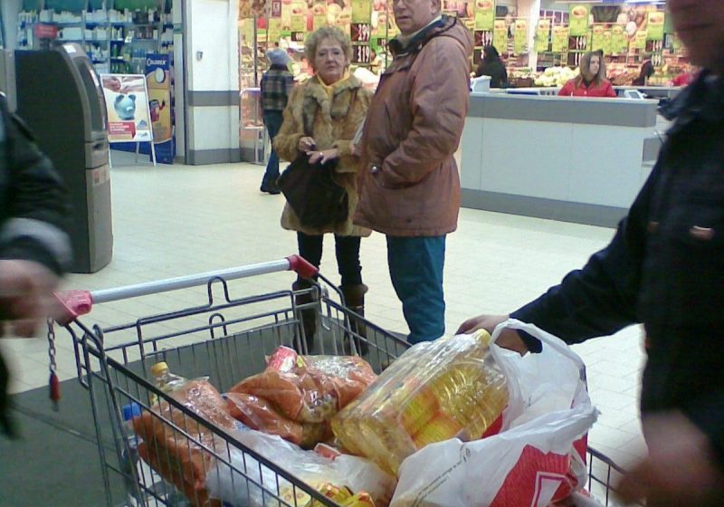 Baia Mare: Maramureşenii au donat peste 10 tone de alimente pentru persoanele sinistrate