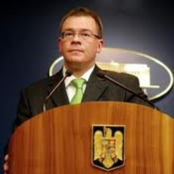 Guvernul a aprobat semnarea Tratatului de guvernanţă fiscală UE. România va trebui să limiteze deficitul bugetar şi datoria publică Guvernul a aprobat semnarea Tratatului de guvernanţă fiscală UE. România va trebui să limiteze deficitul bugetar şi datoria publică