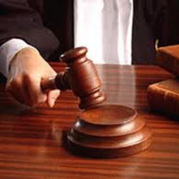 SIGHET: La cererea procurorului de la Inalta Curte de Casatie si Justitie strada Corneliu Coposu a fost decopertata pentru noi verificari SIGHET: La cererea procurorului de la Inalta Curte de Casatie si Justitie strada Corneliu Coposu a fost decopertata pentru noi verificari