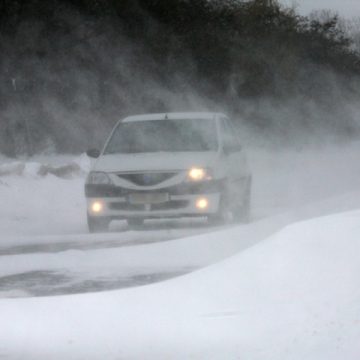 INFOTRAFIC: Drumuri naţionale şi autostrăzi închise circulaţiei la ora 14:30 INFOTRAFIC: Drumuri naţionale şi autostrăzi închise circulaţiei la ora 14:30