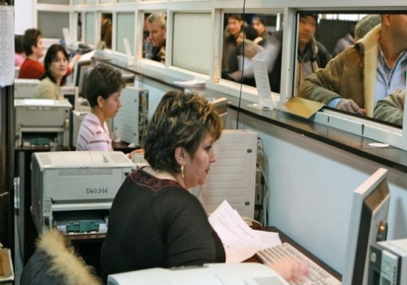 Baia Mare: Instituţiile financiare şi de control sunt "trădate" chiar de proprii angajaţi, recunosc oficialii Direcţiei de Finanţe