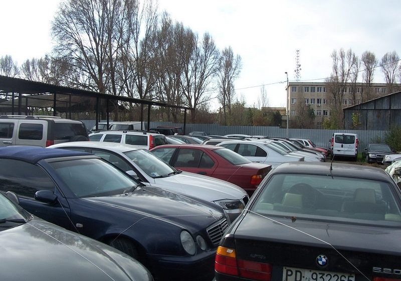 Baia Mare: Primăriile Rozavlea, Sarasău, Cupşeni şi Parohia Vişeu de Sus au primit gratuit de la Guvern maşini confiscate de stat