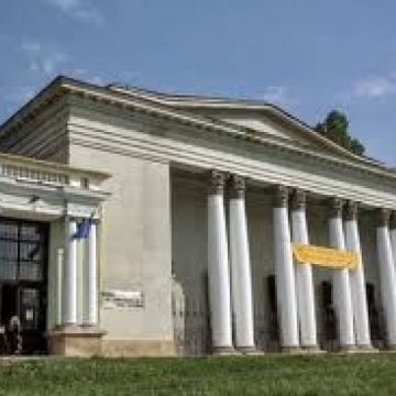 Baia Mare: Celebrităţi din ceară, în mărime naturală, la Muzeul de Etnografie Baia Mare: Celebrităţi din ceară, în mărime naturală, la Muzeul de Etnografie