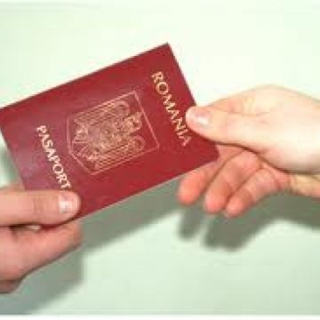 SIGHET: Înghesuială mare la paşapoarte SIGHET: Înghesuială mare la paşapoarte