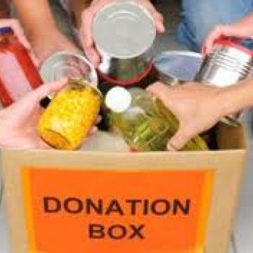 Peste 10 tone de alimente donate de maramureşeni pentru persoanele sinistrate Peste 10 tone de alimente donate de maramureşeni pentru persoanele sinistrate