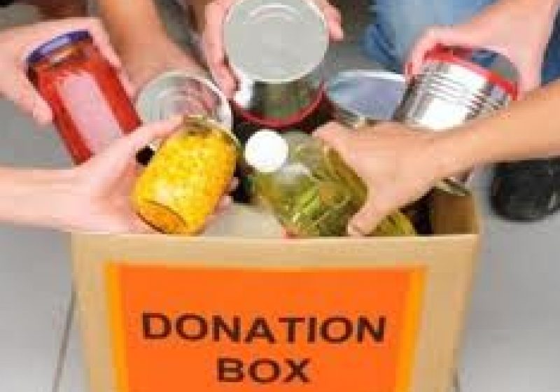 Peste 10 tone de alimente donate de maramureşeni pentru persoanele sinistrate Peste 10 tone de alimente donate de maramureşeni pentru persoanele sinistrate