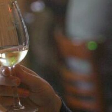 Producătorii din vin organic vor putea să folosească termenul de ‘vin bio’ pe etichete