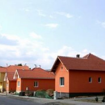 Preţurile proprietăţilor rezidenţiale din România au scăzut în medie cu 4,3%, în 2011