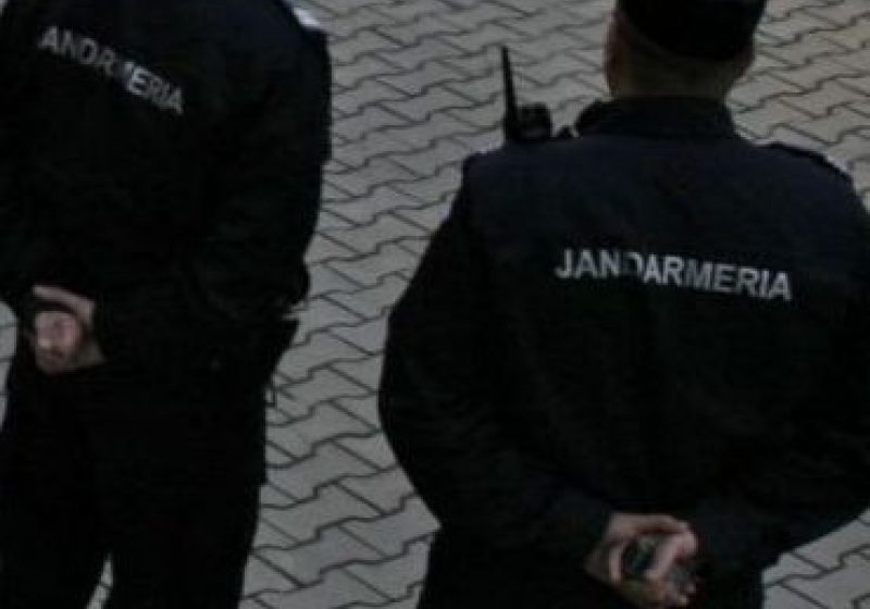 Surprinşi de jandarmi cu fierul furat