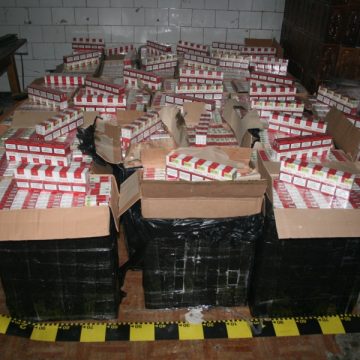 Ţigări confiscate şi document falsificat Ţigări confiscate şi document falsificat