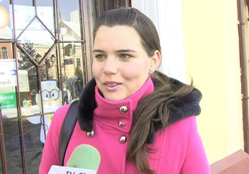 SIGHET Cum se protejează tinerii sigheteni de pericolele care există pe net?